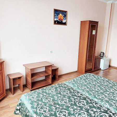 Uman Hotel Bagian luar foto